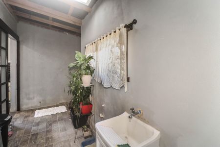 Casa à venda com 300m², 2 quartos e 5 vagasÁrea de Serviço
