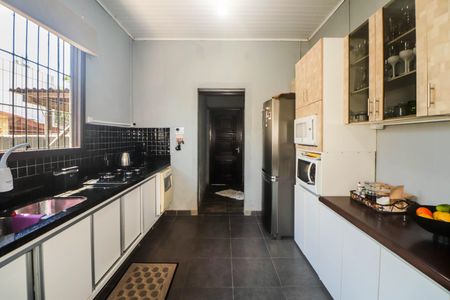Casa à venda com 300m², 2 quartos e 5 vagasCozinha