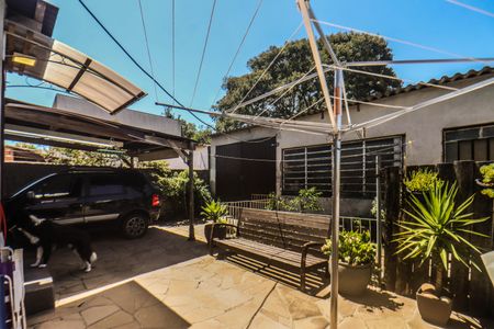 Casa à venda com 300m², 2 quartos e 5 vagasPátio