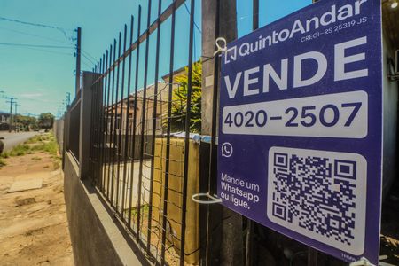 Casa à venda com 300m², 2 quartos e 5 vagasPlaquinha