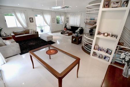 Casa de condomínio à venda com 436m², 4 quartos e 5 vagas