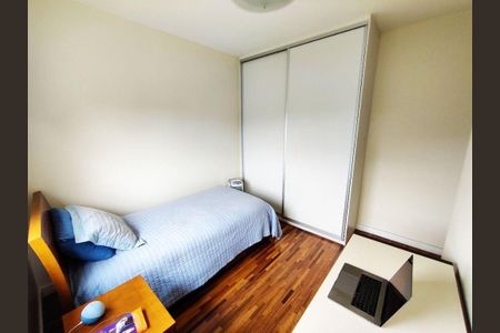 Casa de condomínio à venda com 436m², 4 quartos e 5 vagas