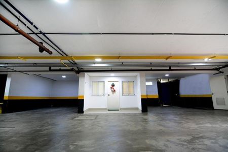 Casa de condomínio à venda com 436m², 4 quartos e 5 vagas