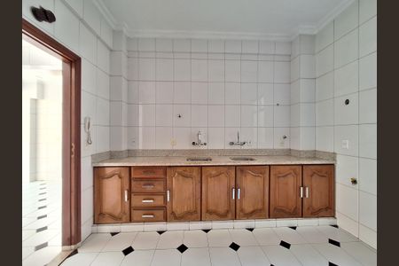 Apartamento à venda com 137m², 2 quartos e 1 vagaCozinha