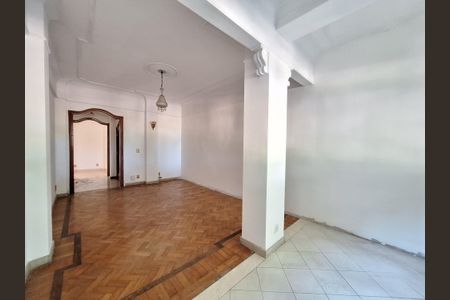 Apartamento à venda com 137m², 2 quartos e 1 vagaSala