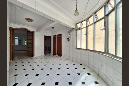 Apartamento à venda com 137m², 2 quartos e 1 vagaCozinha