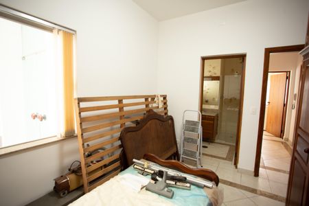 Casa para alugar com 411m², 4 quartos e 3 vagas Casa para alugar com 411m², 4 quartos e 3 vagasQUARTO 4