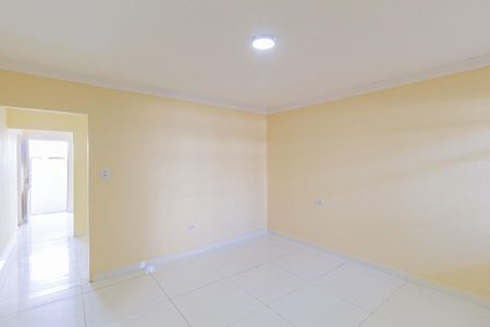 Casa à venda com 200m², 2 quartos e 1 vagaSala