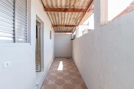 Casa à venda com 200m², 2 quartos e 1 vagaÁrea de serviço
