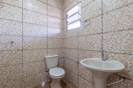 Casa à venda com 200m², 2 quartos e 1 vagaBanheiro