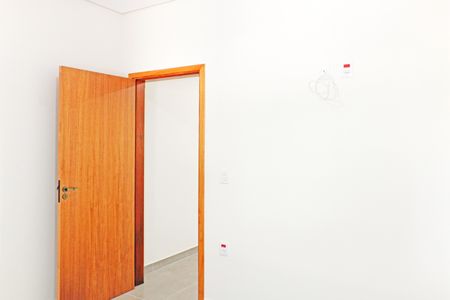 Casa para alugar com 80m², 2 quartos e 2 vagasQuarto 1