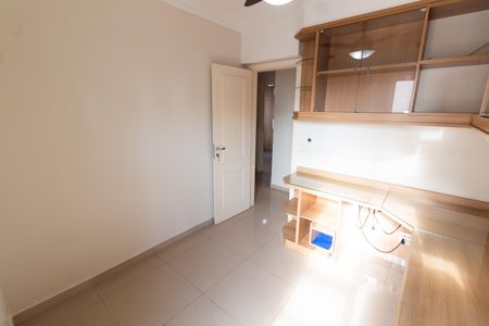 Apartamento para alugar com 78m², 3 quartos e 2 vagasQuarto