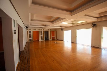 Apartamento para alugar com 55m², 2 quartos e 1 vagaÁrea comum - Salão de festas