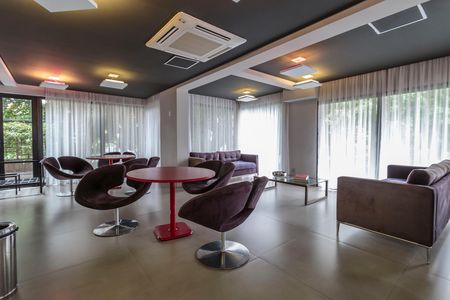 Apartamento para alugar com 46m², 2 quartos e 1 vaga Apartamento para alugar com 46m², 2 quartos e 1 vagaÁrea comum - Salão de festas