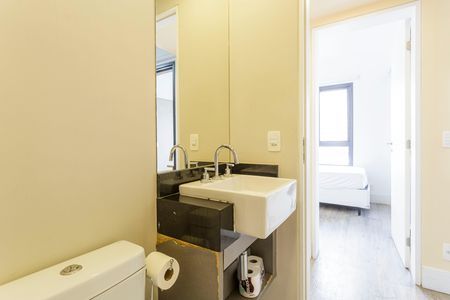 Apartamento para alugar com 46m², 2 quartos e 1 vaga Apartamento para alugar com 46m², 2 quartos e 1 vagaBanheiro Social