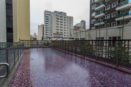 Apartamento para alugar com 46m², 2 quartos e 1 vaga Apartamento para alugar com 46m², 2 quartos e 1 vagaÁrea comum - Piscina