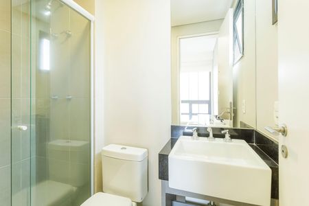Apartamento para alugar com 46m², 2 quartos e 1 vaga Apartamento para alugar com 46m², 2 quartos e 1 vagaBanheiro da Suíte