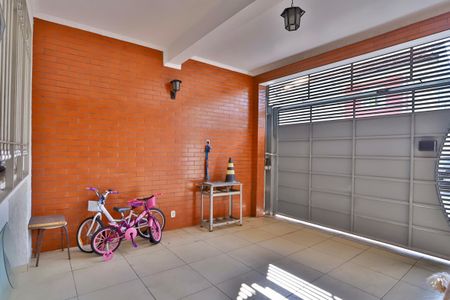 Casa à venda com 160m², 3 quartos e 2 vagasGaragem