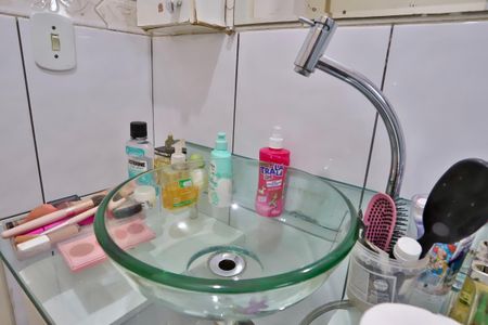 Casa à venda com 160m², 3 quartos e 2 vagasBanheiro 1