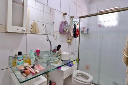 Casa à venda com 160m², 3 quartos e 2 vagasBanheiro 1