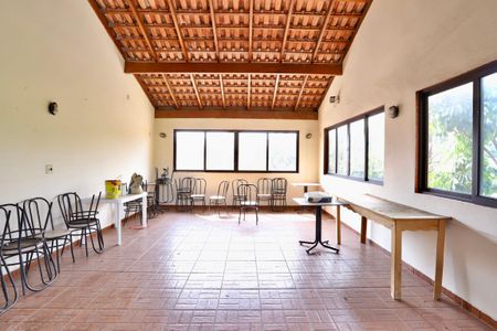 Casa à venda com 160m², 3 quartos e 2 vagasSalão de Festas