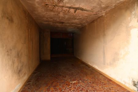 Casa à venda com 350m², 3 quartos e 6 vagasQuintal Frente