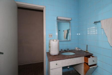 Casa à venda com 350m², 3 quartos e 6 vagasBanheiro Social