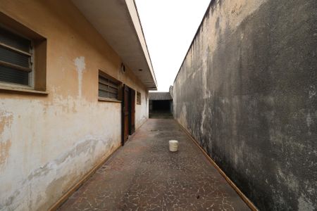 Casa à venda com 350m², 3 quartos e 6 vagasQuintal