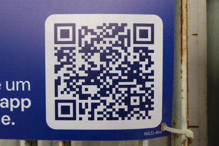 Casa à venda com 350m², 3 quartos e 6 vagasPlaquinha - QR Code