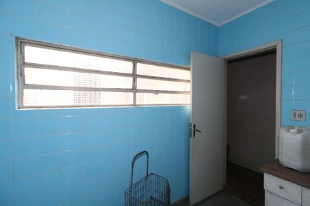 Casa à venda com 350m², 3 quartos e 6 vagasBanheiro Social