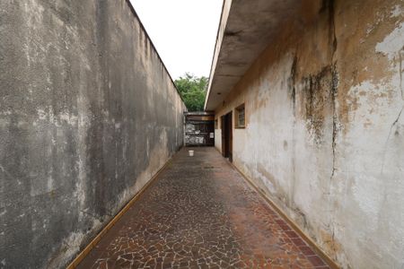 Casa à venda com 350m², 3 quartos e 6 vagasQuintal