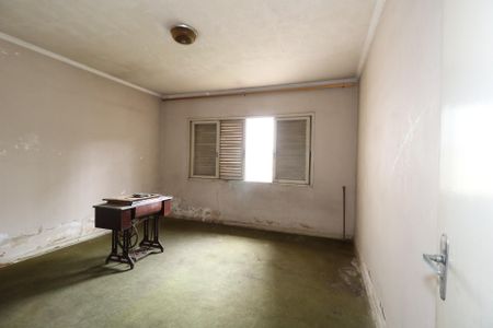 Casa à venda com 350m², 3 quartos e 6 vagasQuarto 2