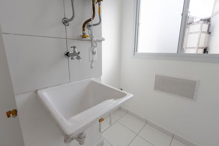 Apartamento para alugar com 38m², 2 quartos e sem vagaÁrea de Serviço