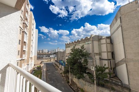 Apartamento para alugar com 38m², 2 quartos e sem vagaVaranda