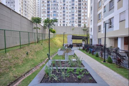 Apartamento à venda com 44m², 2 quartos e 1 vagaHorta