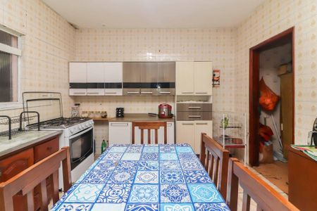 Casa à venda com 330m², 4 quartos e 5 vagasCasa 2 - Cozinha
