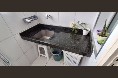 Apartamento à venda com 64m², 2 quartos e 1 vagaÁrea de Serviço 