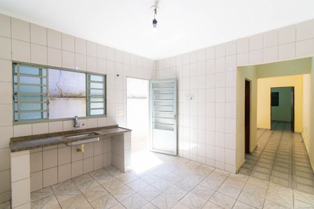 Casa para alugar com 100m², 1 quarto e sem vagaCozinha