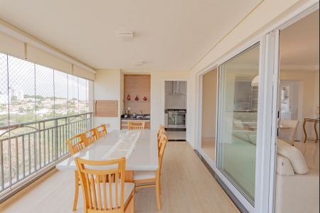 Apartamento à venda com 138m², 3 quartos e 2 vagasVaranda Gourmet