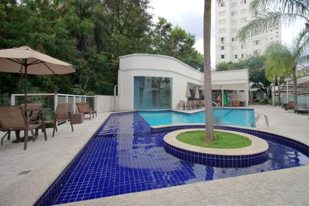 Apartamento à venda com 64m², 2 quartos e 1 vagaÁrea comum - Piscina