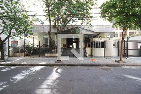 Apartamento para alugar com 42m², 1 quarto e 1 vagaFachada e portaria