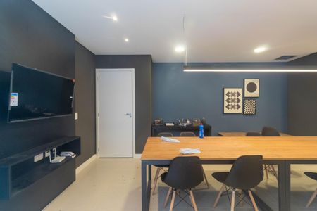 Apartamento para alugar com 35m², 2 quartos e 1 vaga Apartamento para alugar com 35m², 2 quartos e 1 vagaCoworking