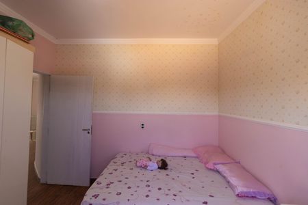 Casa à venda com 250m², 3 quartos e 5 vagas Casa à venda com 250m², 3 quartos e 5 vagasQuarto 02