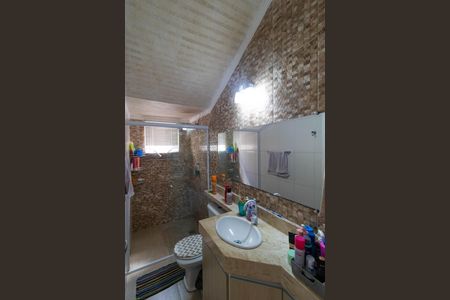 Casa à venda com 250m², 3 quartos e 5 vagas Casa à venda com 250m², 3 quartos e 5 vagasBanheiro 02