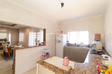 Casa à venda com 250m², 3 quartos e 5 vagas Casa à venda com 250m², 3 quartos e 5 vagasCozinha