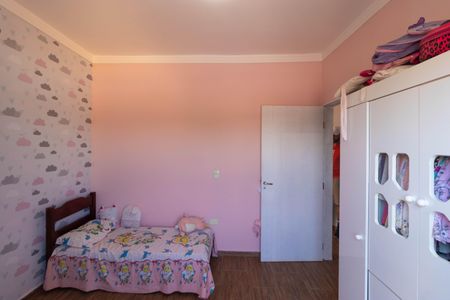 Casa à venda com 250m², 3 quartos e 5 vagas Casa à venda com 250m², 3 quartos e 5 vagasQuarto 01