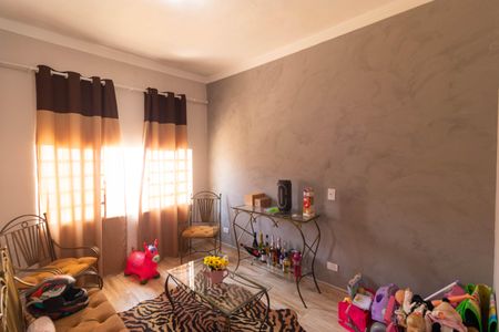 Casa à venda com 250m², 3 quartos e 5 vagas Casa à venda com 250m², 3 quartos e 5 vagasSala 01