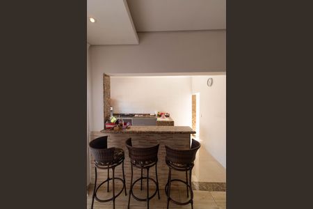 Casa à venda com 250m², 3 quartos e 5 vagas Casa à venda com 250m², 3 quartos e 5 vagasCozinha