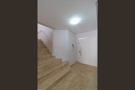 Casa à venda com 250m², 3 quartos e 5 vagas Casa à venda com 250m², 3 quartos e 5 vagasHall de entrada