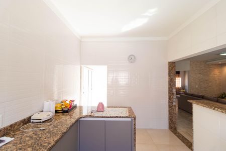 Casa à venda com 250m², 3 quartos e 5 vagas Casa à venda com 250m², 3 quartos e 5 vagasCozinha